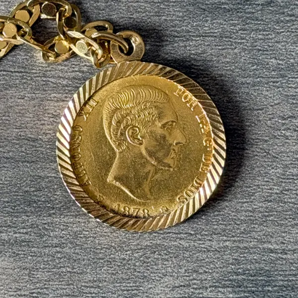 Moneda de oro de Alfonso XII de 1878 montada en colgante